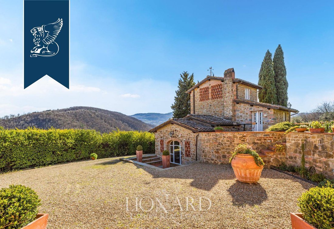 Villa in Center, Greve in Chianti, Tuscany 2 - 15670628