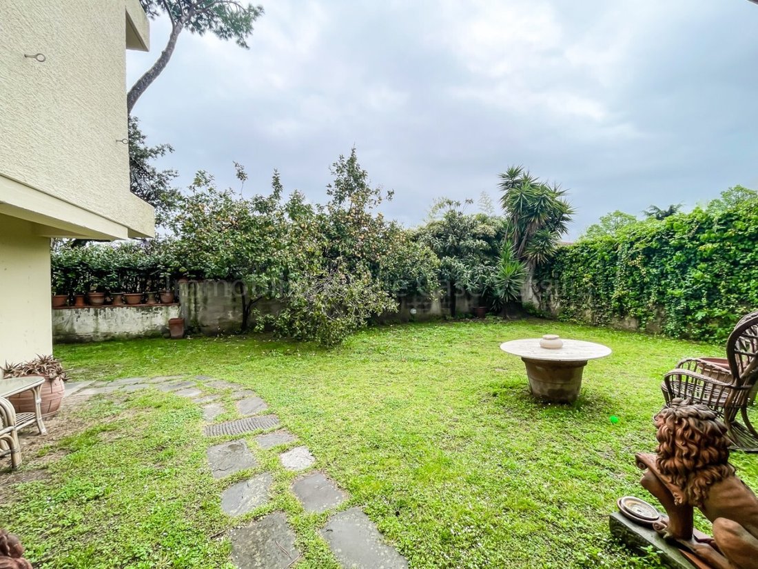 Villa in Lido di Camaiore, Camaiore, Tuscany 1 - 15667556