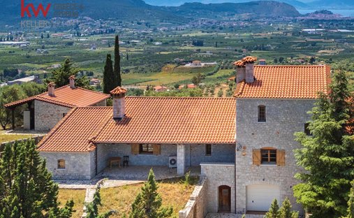 Haus in Koinotita Agiou Adrianou, Nea Tiryntha, Griechenland 1