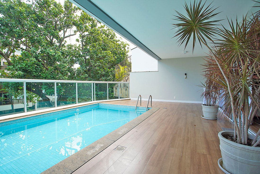 Apartment in Rio de Janeiro, State of Rio de Janeiro, Brazil 1 - 15670136