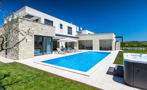 Villa in Brtonigla, Istria County, Croatia 1