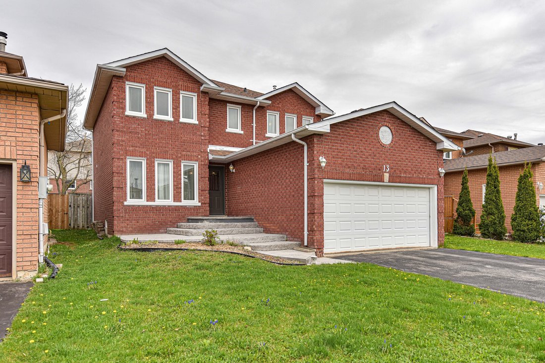 House in Barrie, Ontario, Canada 1 - 15665849