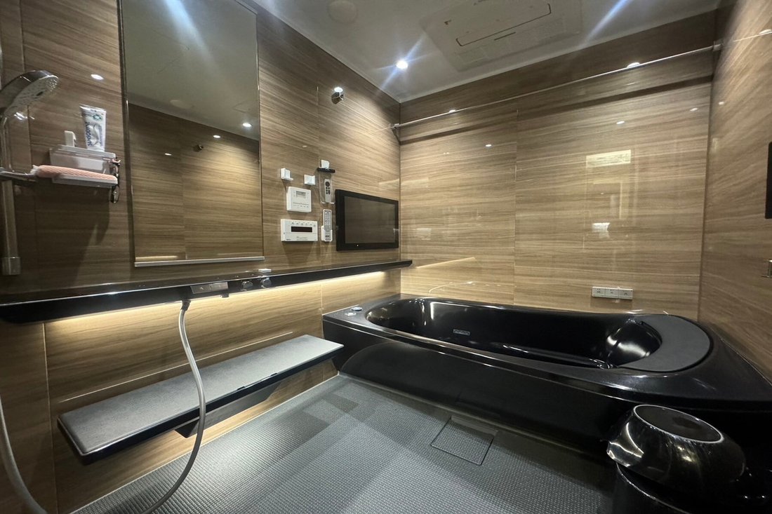 Condo in Nagoya, Aichi, Japan 5 - 15670470