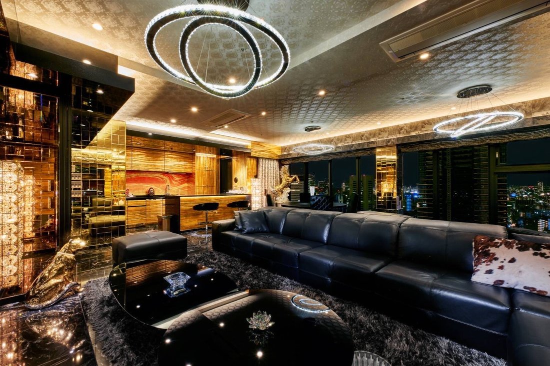 Condo in Osaka, Osaka, Japan 2 - 15670522