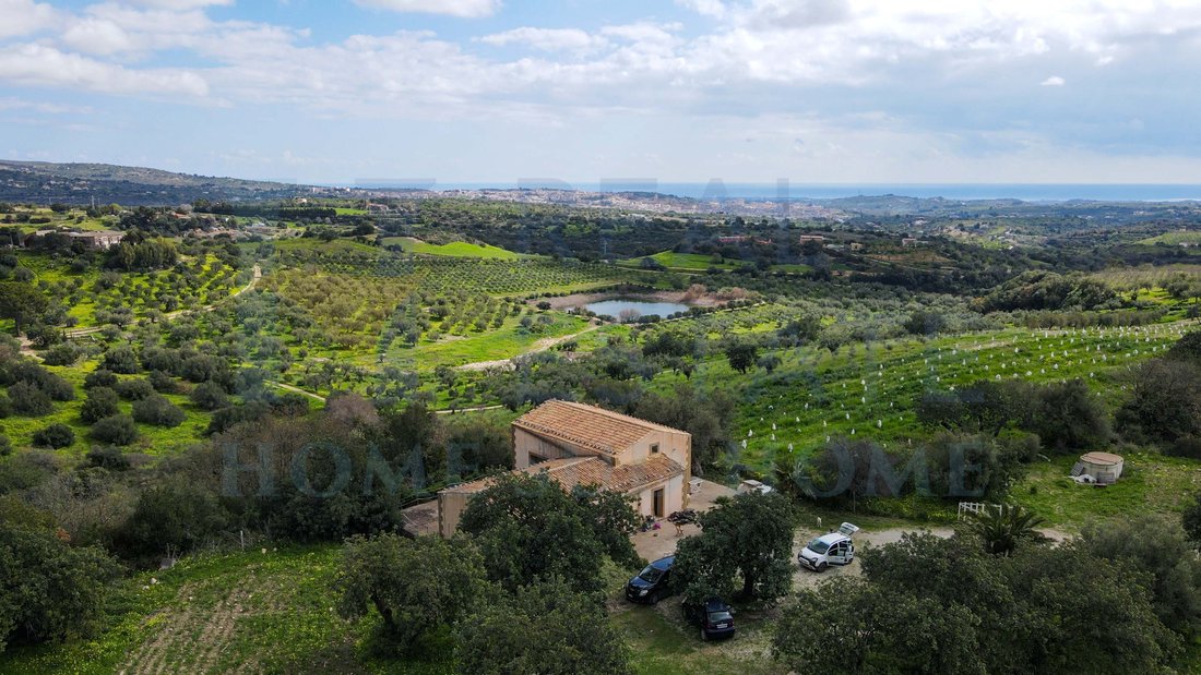 Villa in Center, Noto, Sicily 1 - 15673081