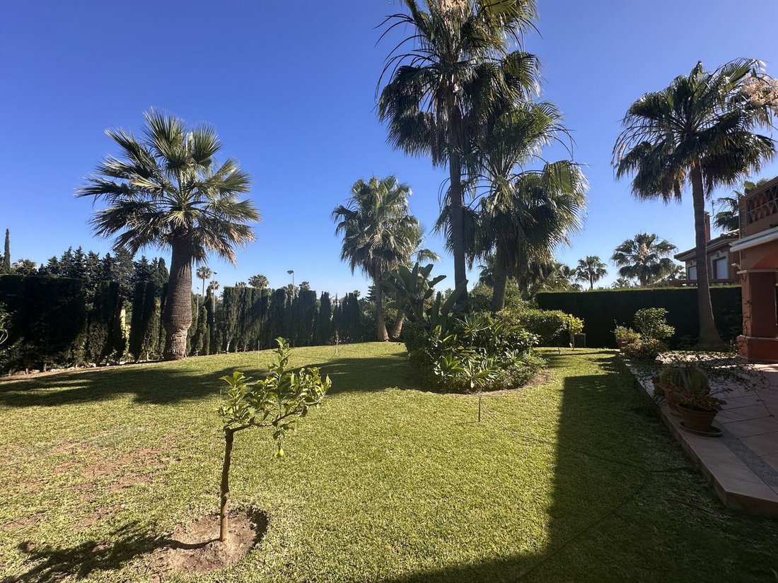 Villa in Estepona, Andalusia, Spain 2 - 15672574