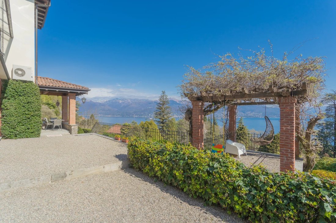 House in Stresa, Piedmont, Italy 3 - 14533780