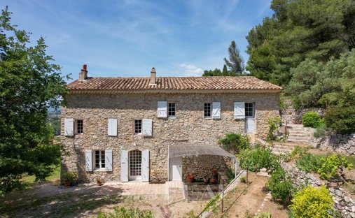 Country House in Le Rouve-Gailleux-Le Val d'Arenc, Le Beausset, France 1