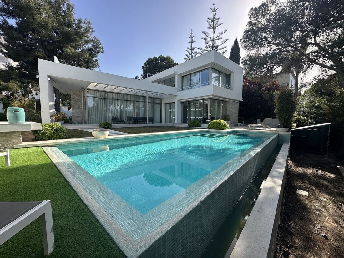 Villa in Puerto Banus, Marbella, Spain 2 - 15672846