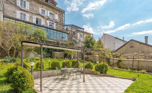Maison à Centre, Gex, France 1