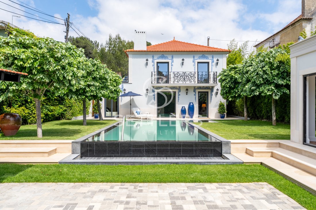 Villa in Cascais e Estoril, Lisbon, Portugal 1 - 15673064