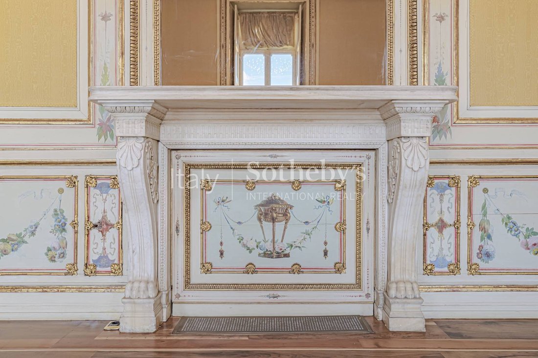 Apartment in Center, Turin, Piedmont 2 - 15672306