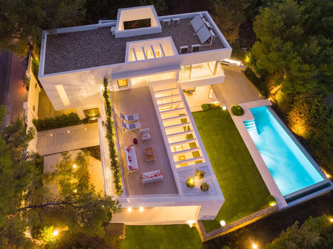 Villa in Puerto Banus, Marbella, Spain 1 - 15672846
