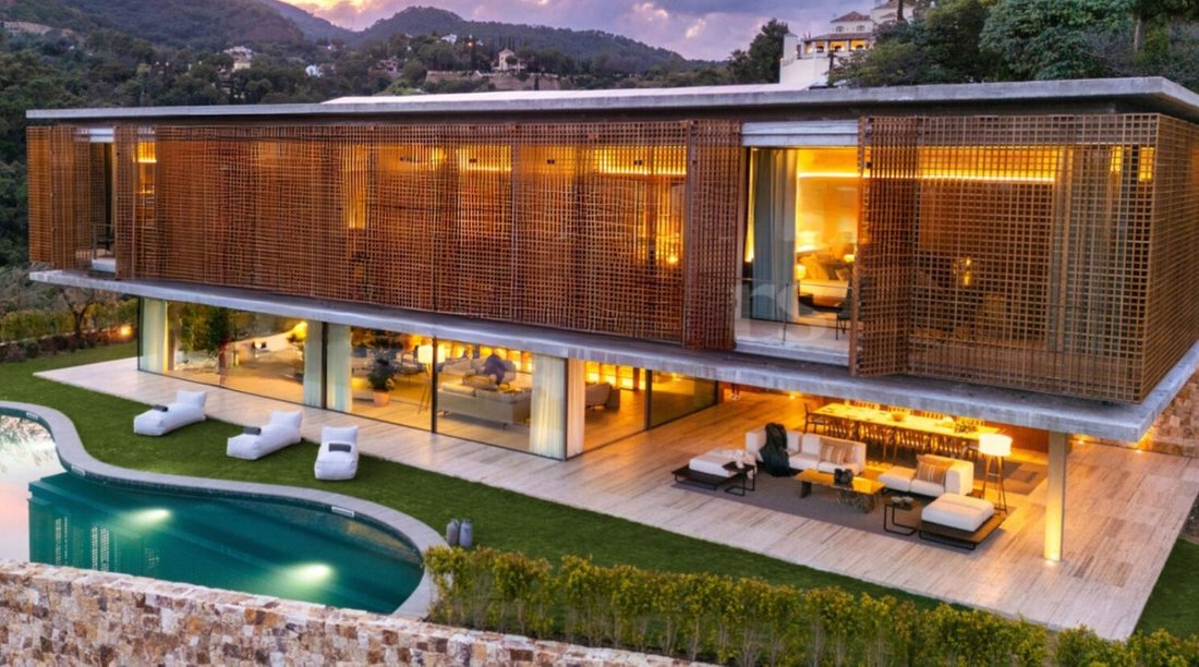 Villa in El Madroñal, Benahavis, Spain 1 - 15672882