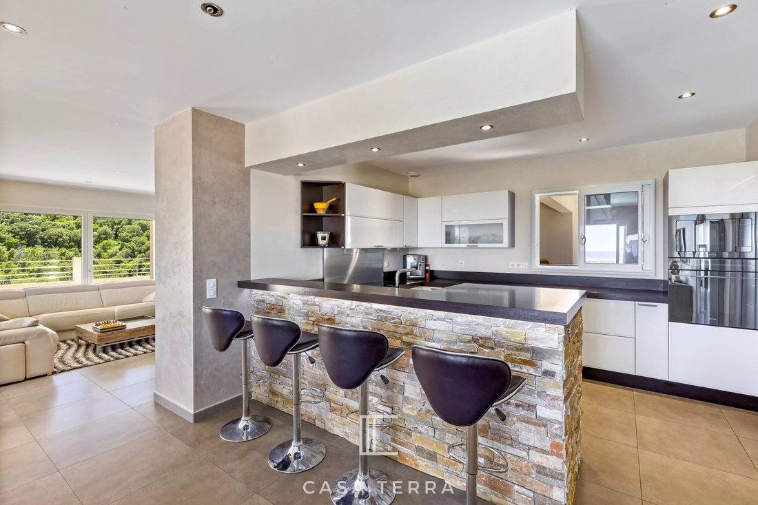 Villa in Solaro, Corsica, France 3 - 13544639
