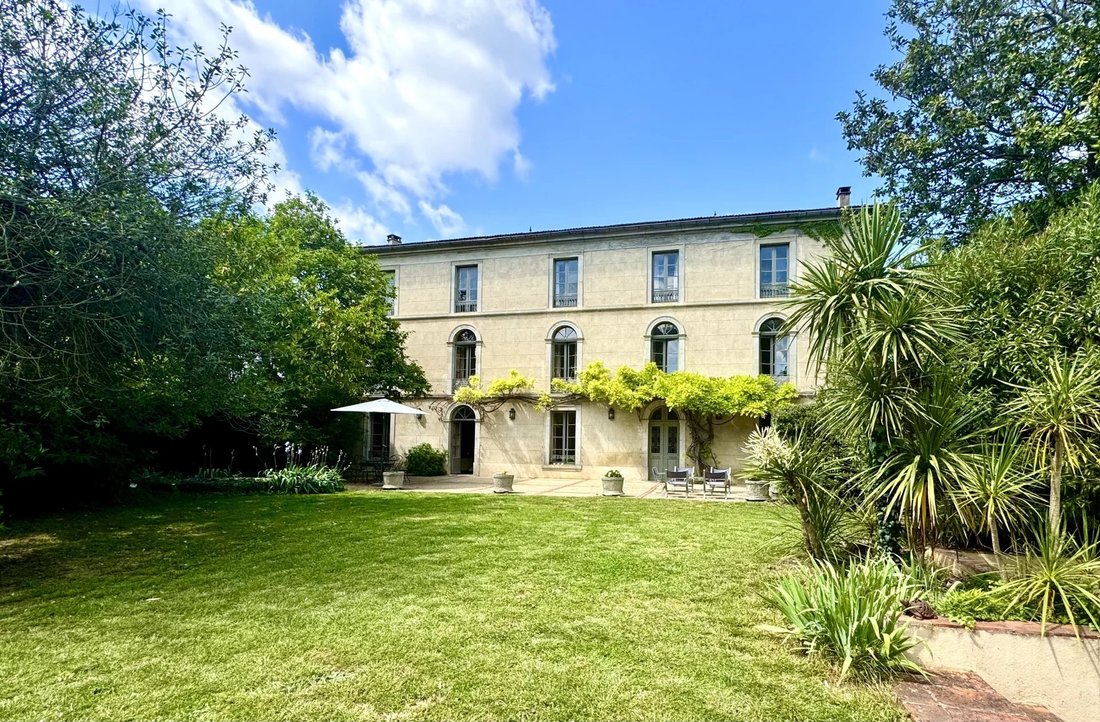 Estate in Carcassonne, Occitania, France 4 - 15672660