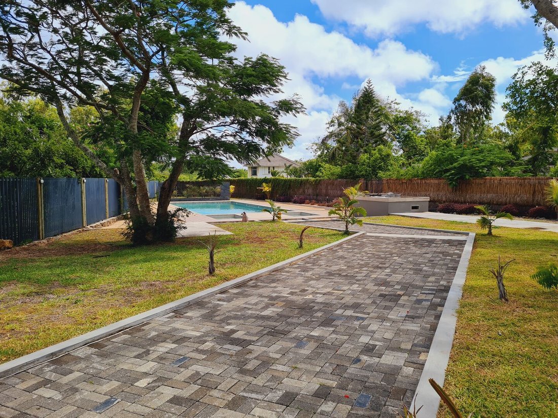 Apartment in Grand Baie, Rivière du Rempart District, Mauritius 3 - 15672481