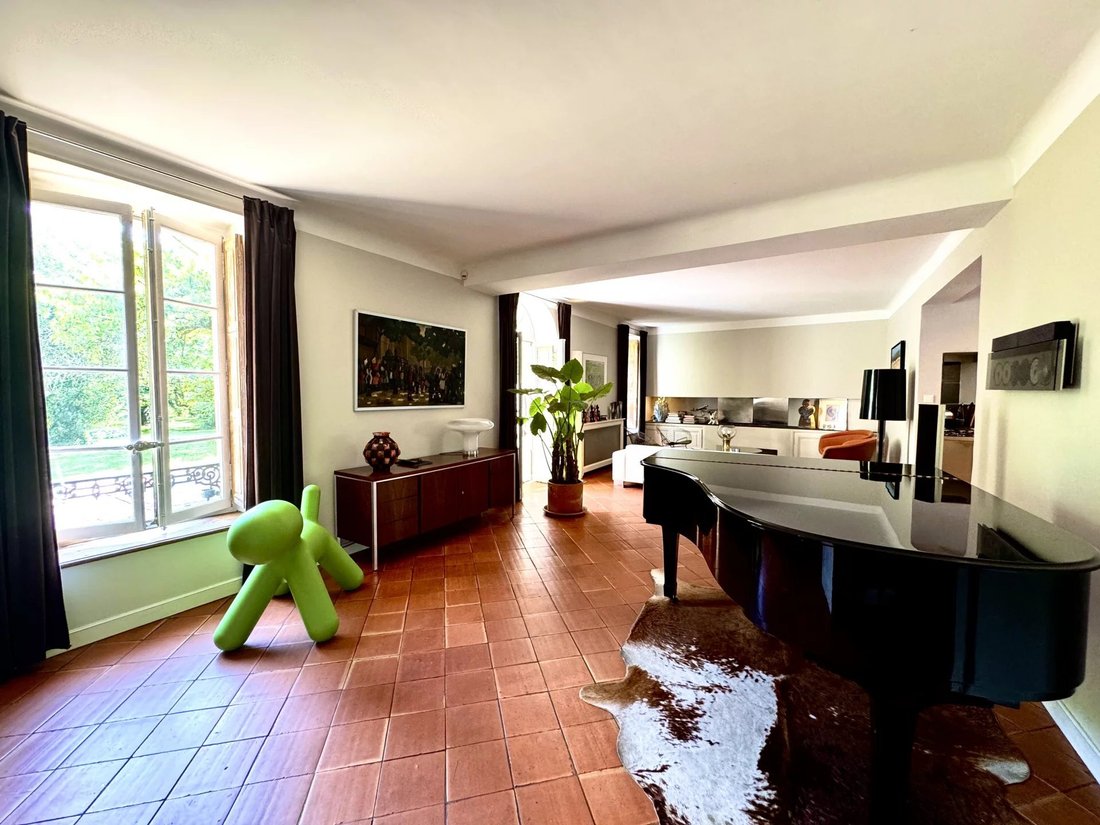 Estate in Carcassonne, Occitania, France 5 - 15672660