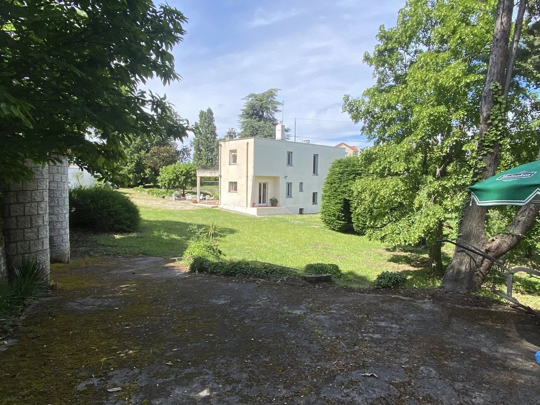 Estate in Berre-les-Alpes, Provence-Alpes-Côte d'Azur, France 3 - 15672723