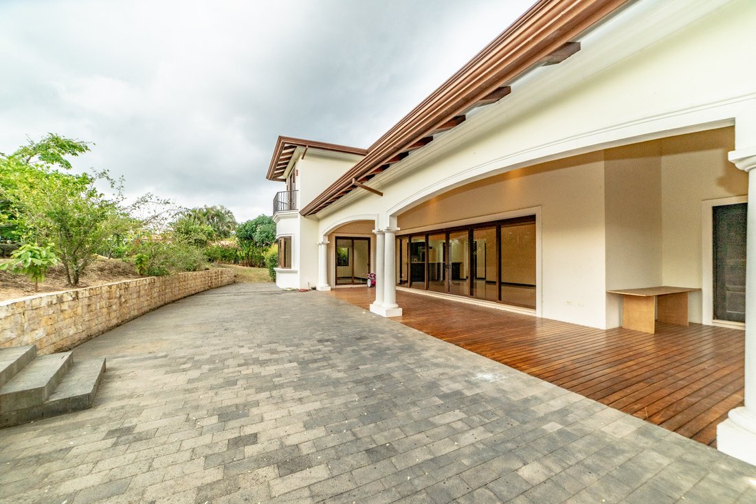 House in Vueltas, Alajuela Province, Costa Rica 2 - 15674881
