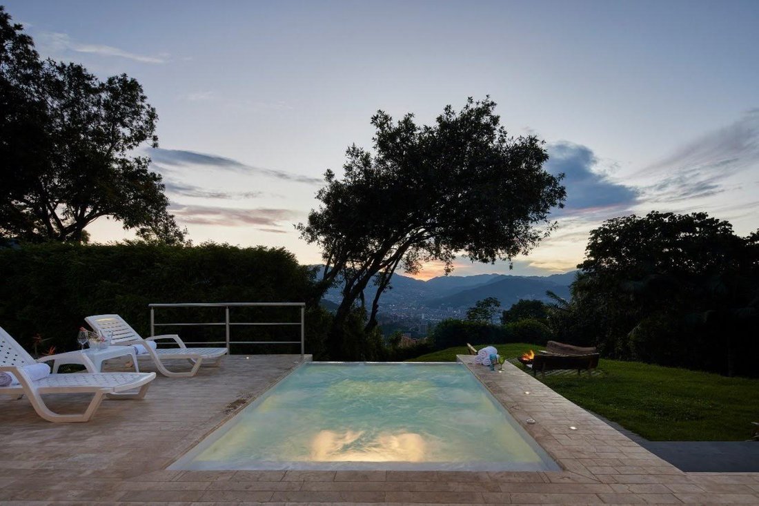 House in Medellín, Antioquia, Colombia 5 - 15676008