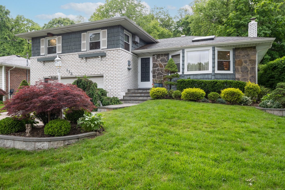 House in Albertson, New York, United States 1 - 15674830