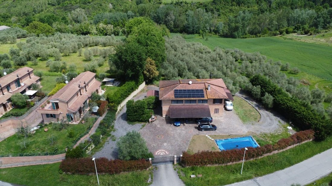 Villa in Guistrigona, Tuscany, Italy 4 - 15675262