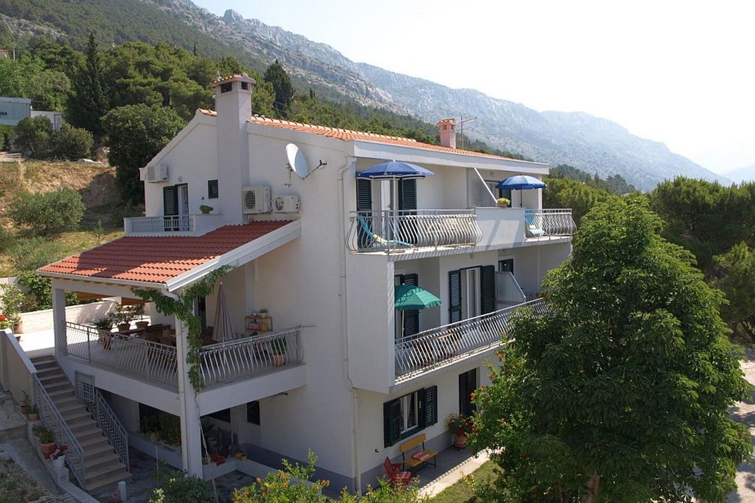Villa in Maruncici, Split-Dalmatia County, Croatia 1 - 15675965
