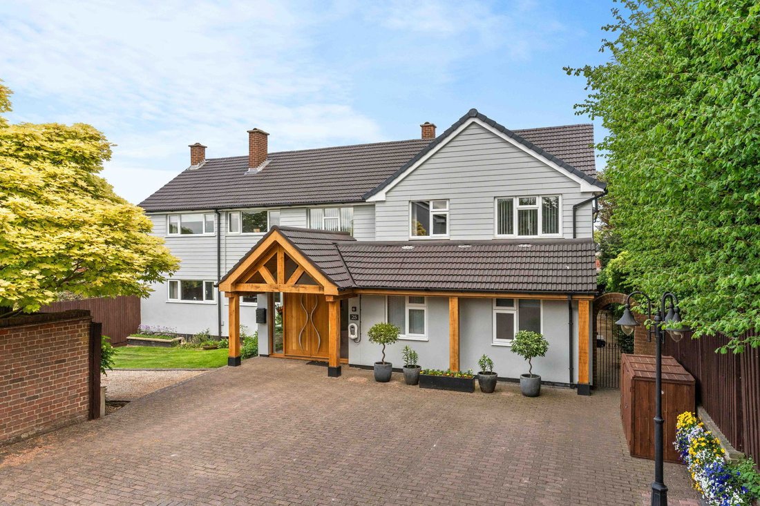 House in Stock, England 1 - 15675923