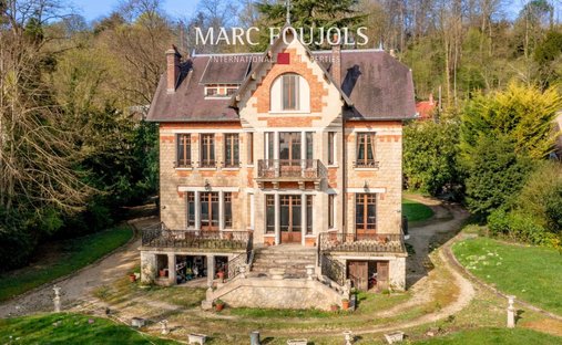 House in Nogent-Cassan, L'Isle-Adam, France 1