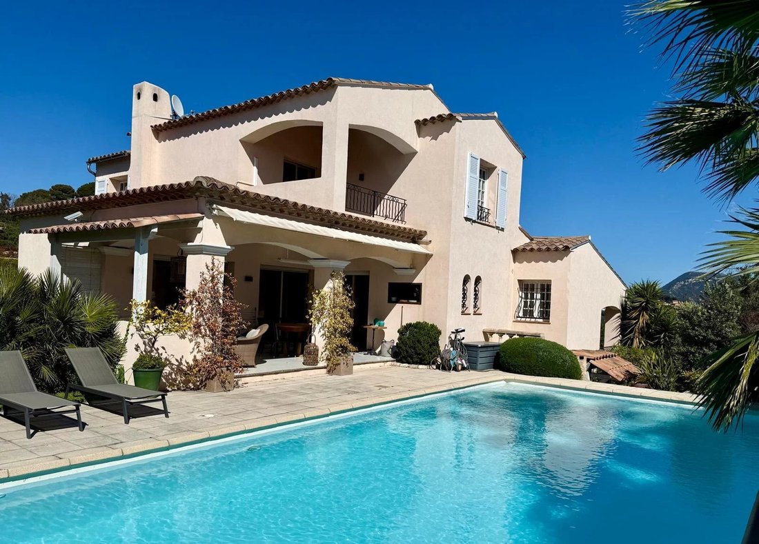 House in Nice, Provence-Alpes-Côte d'Azur, France 1 - 15675897