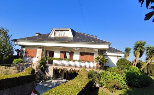 Villa in Vilanova de Arousa, Galicien, Spanien 1