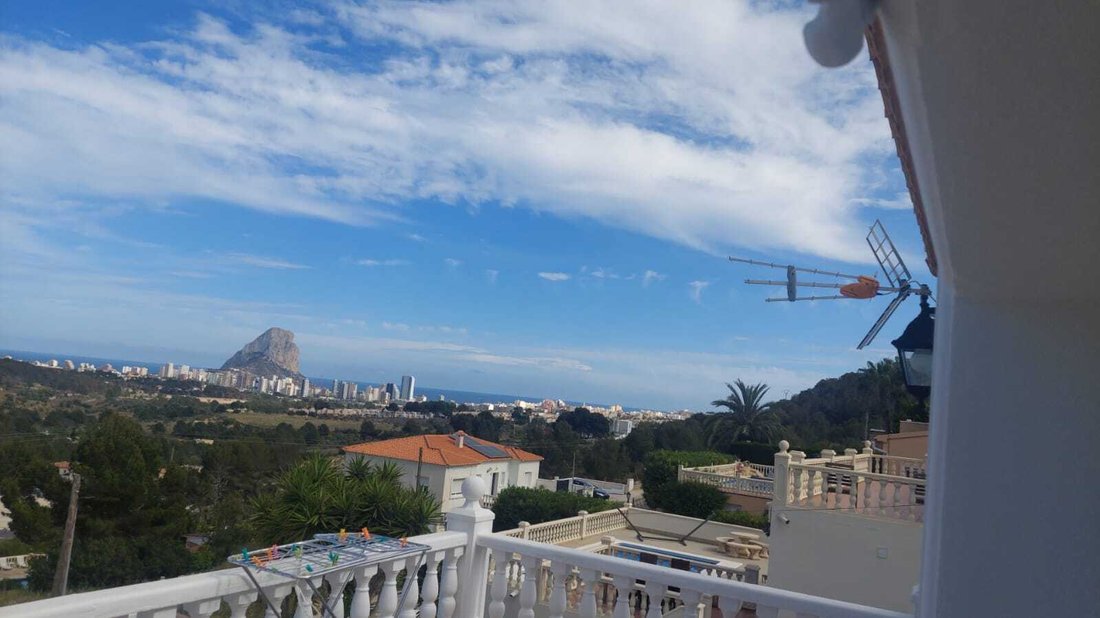 Villa in Calp / Calpe, Valencian Community, Spain 1 - 15673773