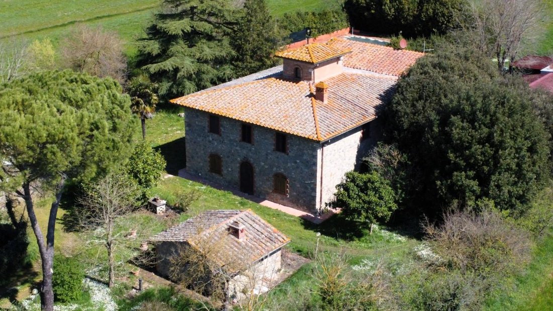 Farm Ranch in Casole d'Elsa, Tuscany, Italy 5 - 15675611