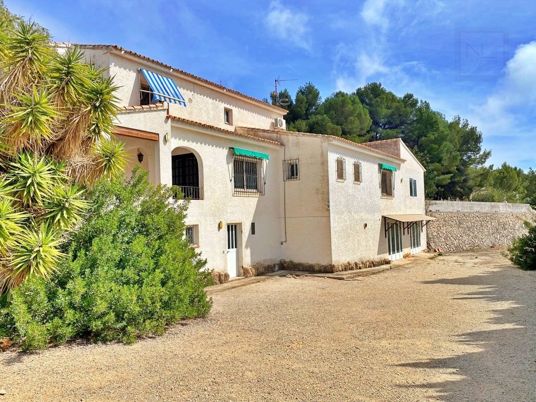 Villa in Moraira, Teulada, Valencian Community 1 - 15673534