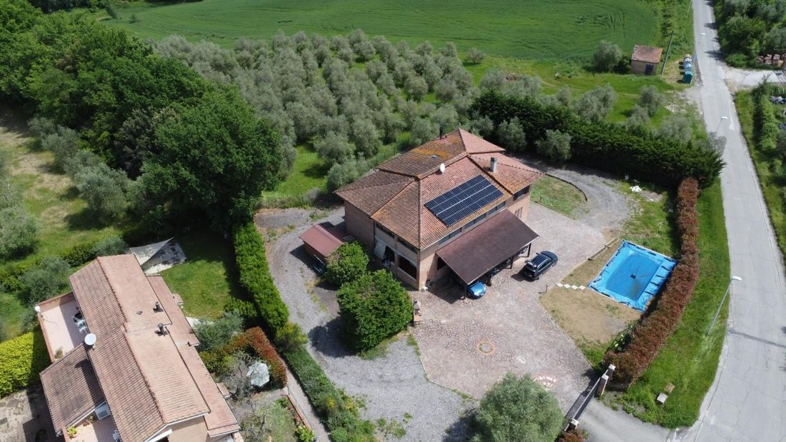 Villa in Guistrigona, Tuscany, Italy 3 - 15675262