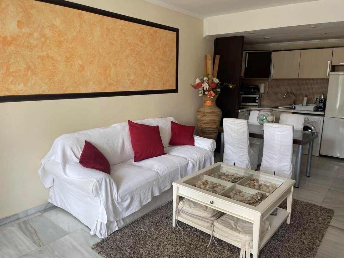 Apartment in Puerto Banus, Marbella, Spain 2 - 15674213