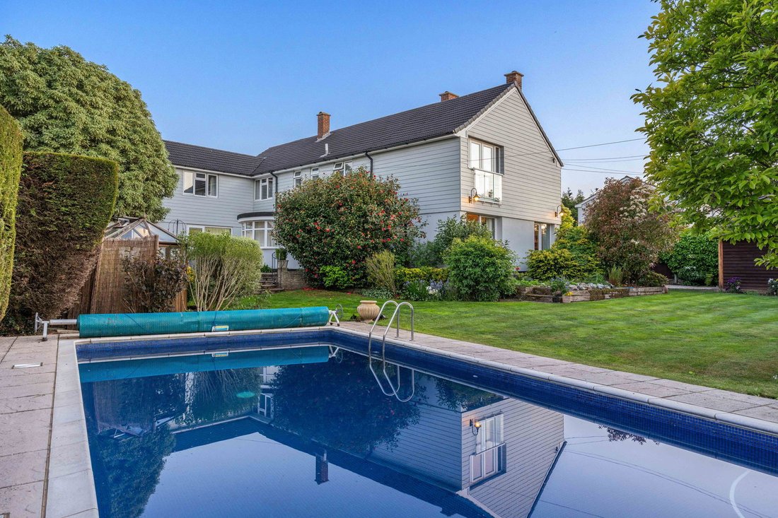 House in Stock, England 2 - 15675923
