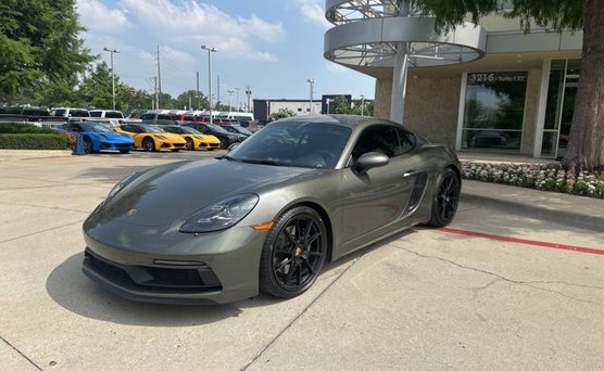2024 Porsche Cayman