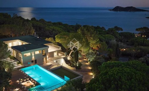 House in Ramatuelle, Provence-Alpes-Côte d'Azur, France 1