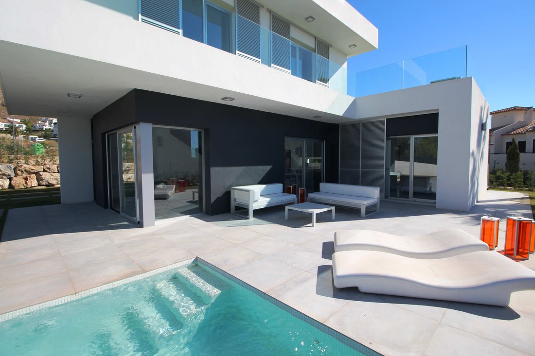 Villa in Finestrat, Valencian Community, Spain 3 - 15673435
