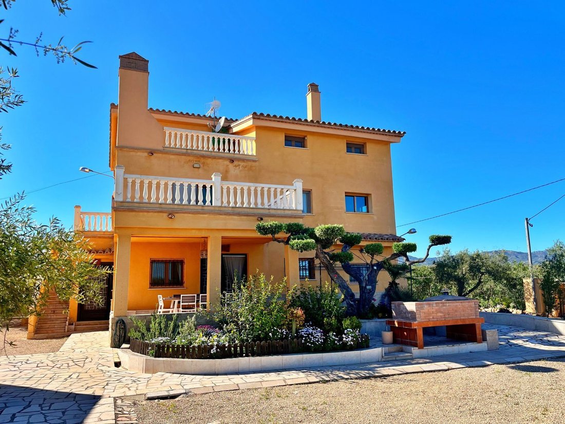 Chalet in la Rapita, Catalonia, Spain 1 - 15673364