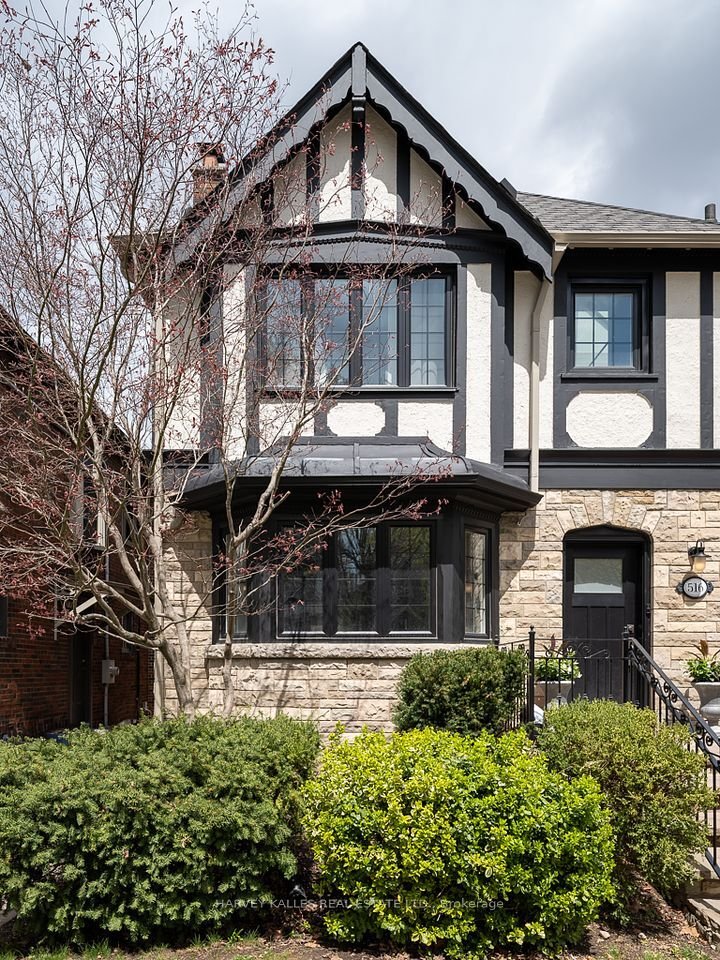 House in Toronto, Ontario, Canada 2 - 15676602