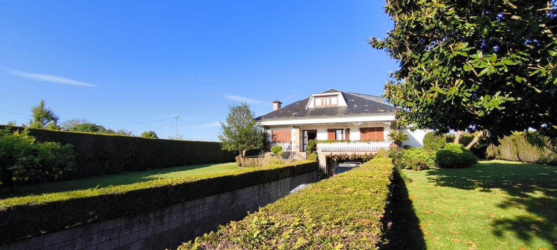 Villa in Vilanova de Arousa, Galicia, Spain 3 - 15676356