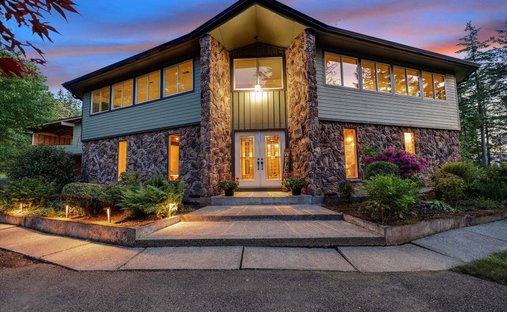 House in Cornelius, Oregon, United States 1