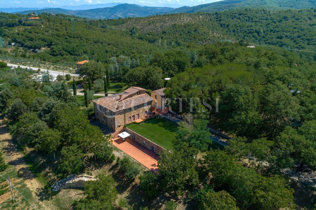House in Bucine, Tuscany, Italy 1 - 15675280