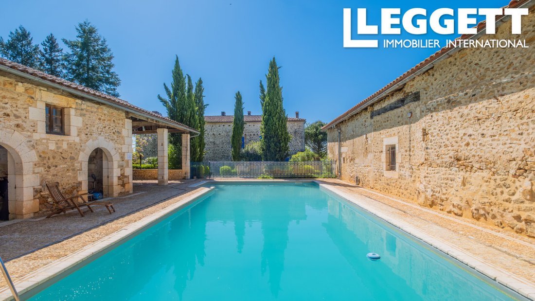 House in Vouthon, Nouvelle-Aquitaine, France 3 - 15207283