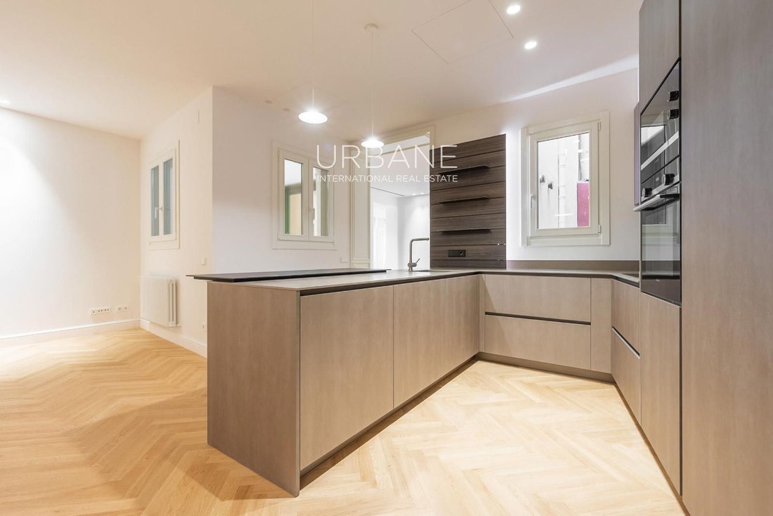 Apartment in Ciutat Vella, Barcelona, Spain 1 - 15677325