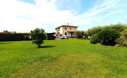 Villa a Bondano - Partaccia, Massa, Italia 1