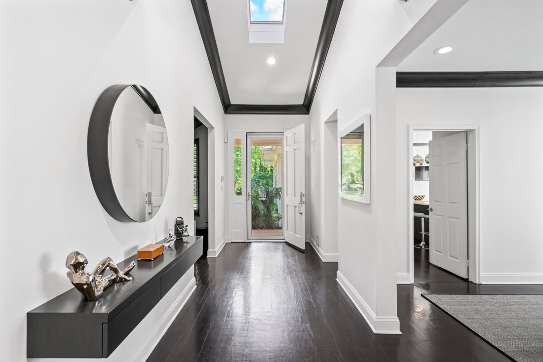 Condo in Roslyn, New York, United States 2 - 15677141